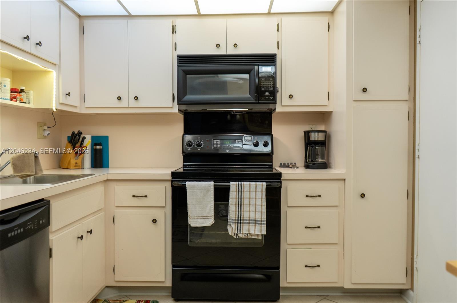 Photo of 1600 Ocean Dr #8I, Hollywood, Florida, 33019 -