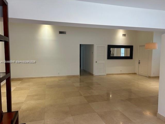 Photo of 21220 Harbor Way  (21220), Aventura, Florida, 33180 - 