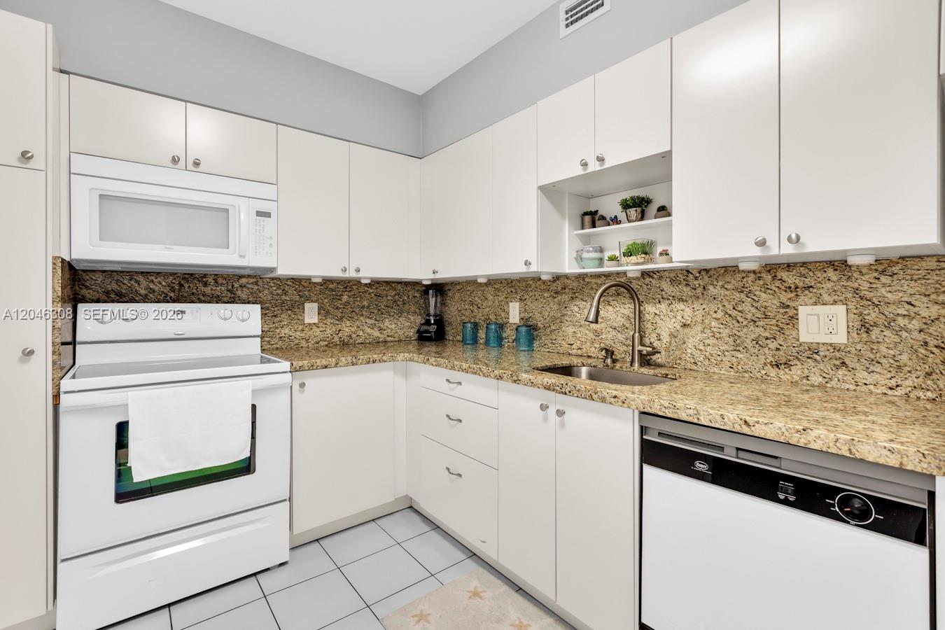 See details 14C 1 / 1 798 sq. ft. $ 2026-07-01 0 Photo