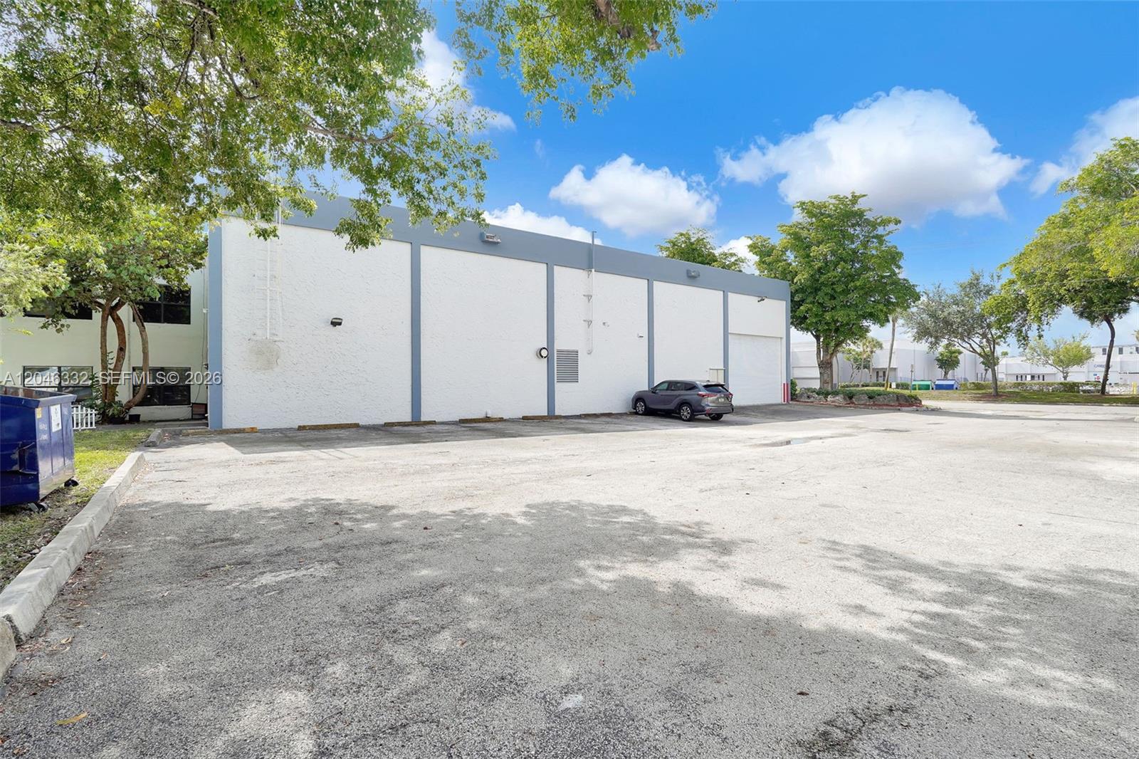 See details / sq. ft. $ 2026-07-01 0 Photo