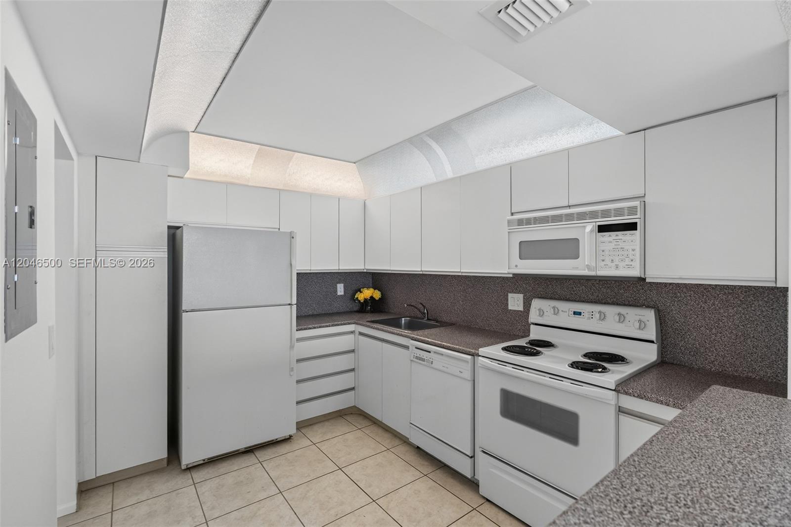 Photo of 2301 Ocean Dr #1004, Hollywood, Florida, 33019 -
