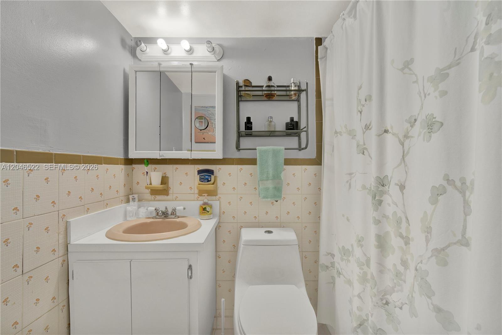 Ver detalles / sq. ft. $ 2026-07-01 0 foto