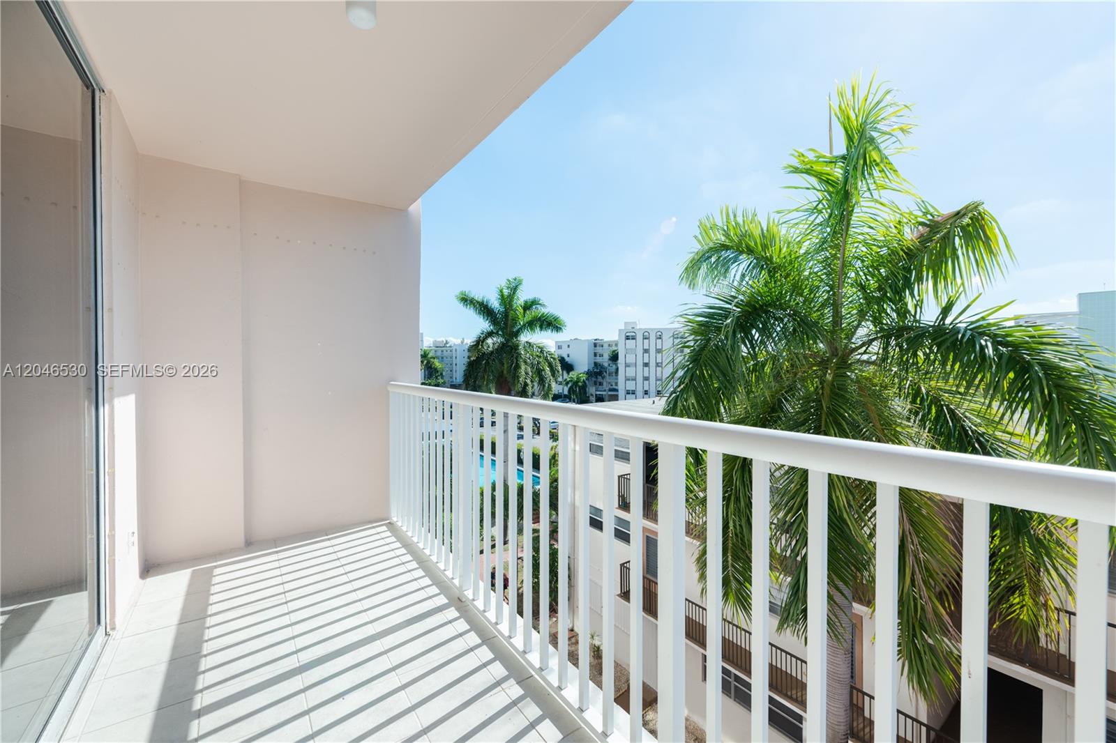 Photo of 3161 Ocean Dr  #407, Hallandale Beach, Florida, 33009 - 