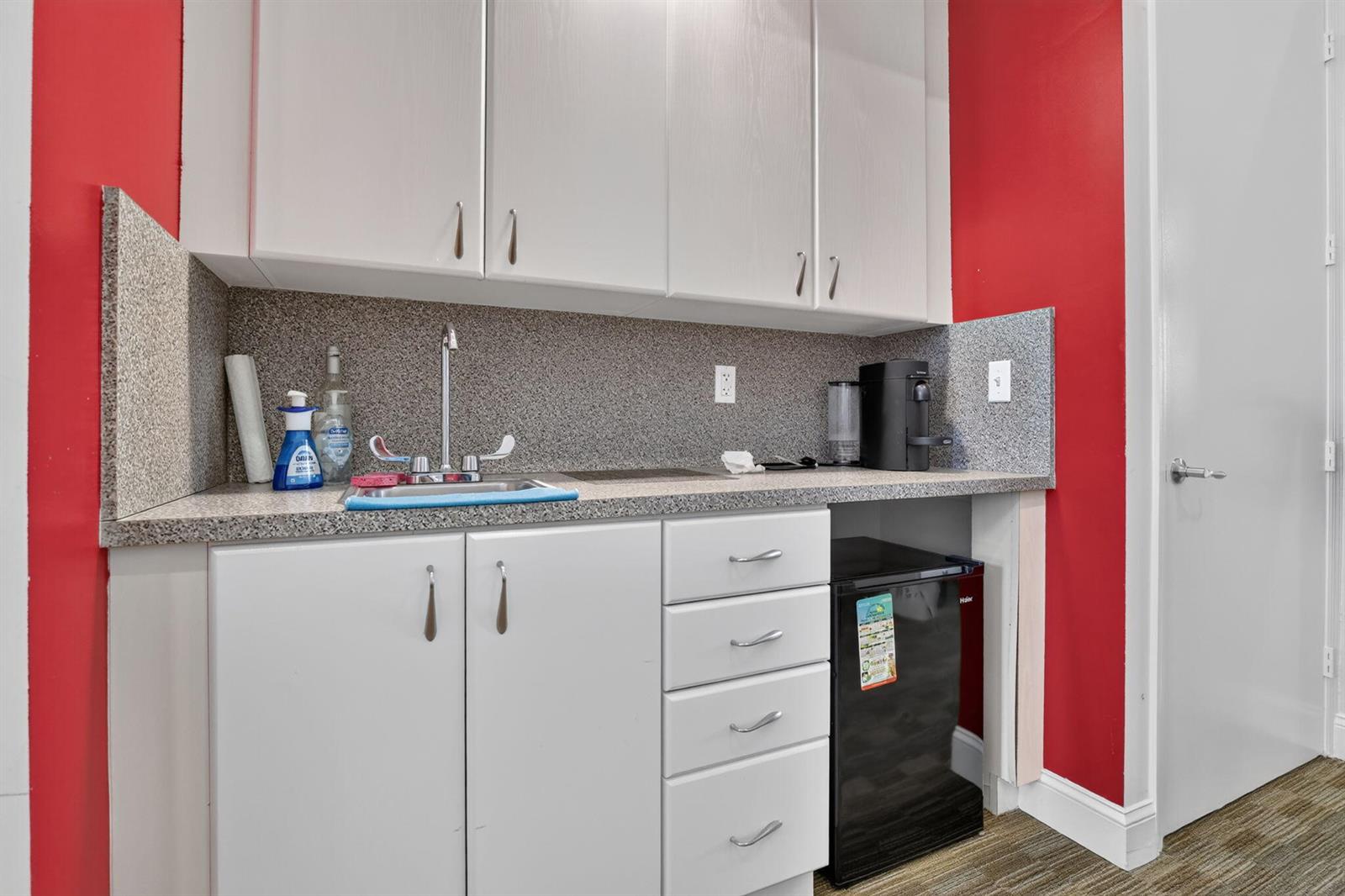 Ver detalles 103a / 0 sq. ft. $ 2026-07-02 0 foto