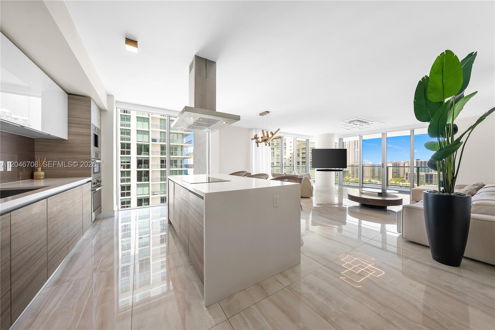 5-1708 3 / 4 1892 sq. ft. $ 2026-07-01 0 foto
