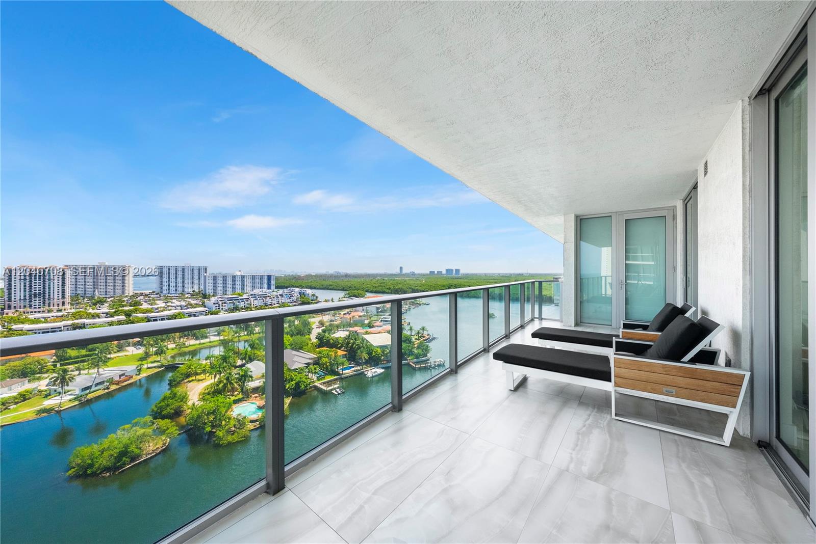 5-1708 3 / 4 1892 sq. ft. $ 2026-07-01 0 foto