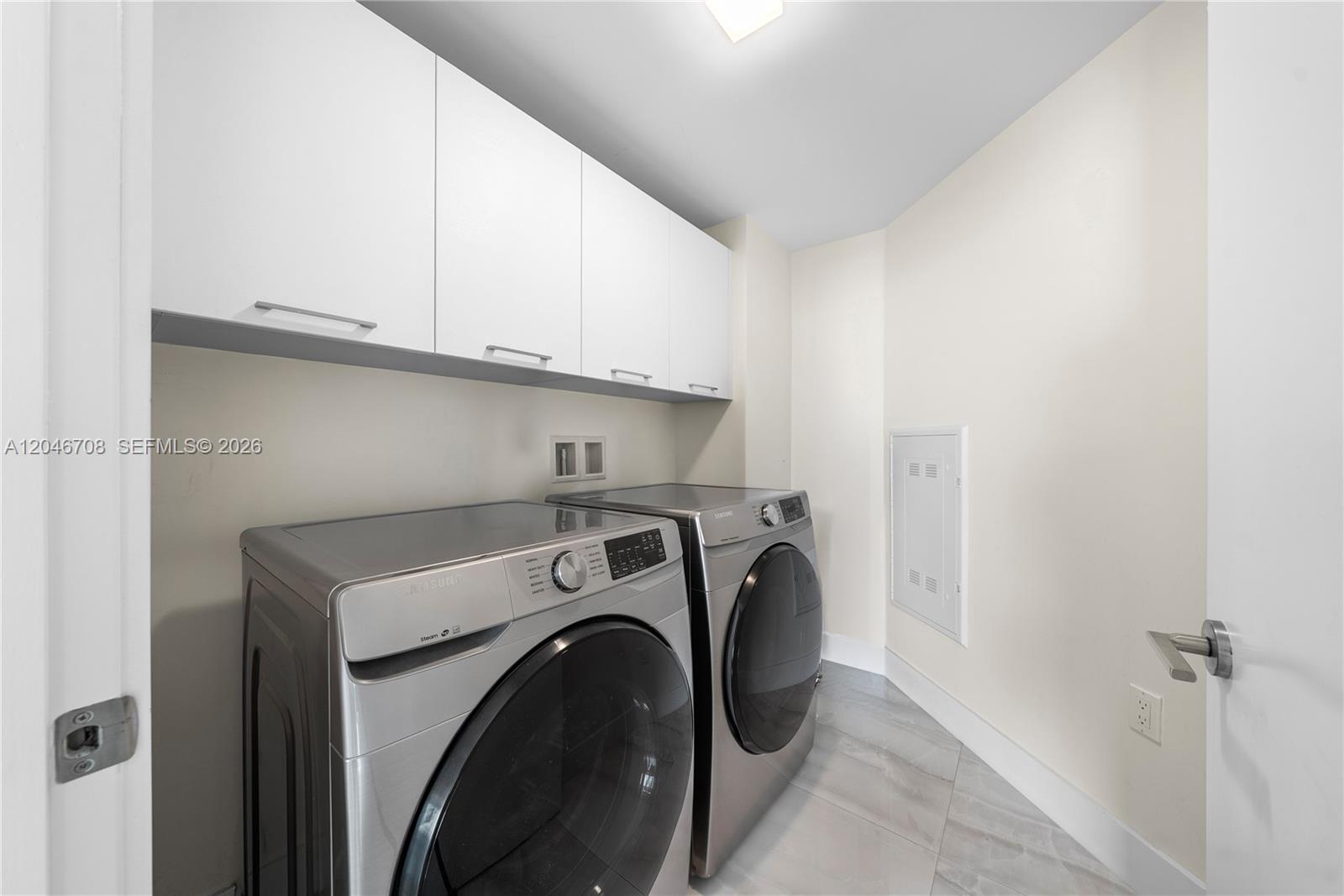 5-1708 3 / 4 1892 sq. ft. $ 2026-07-01 0 foto