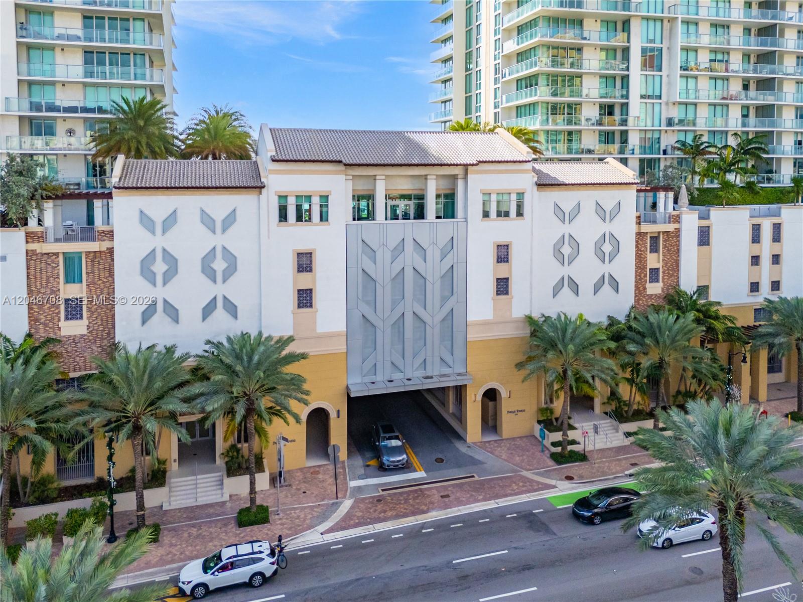 5-1708 3 / 4 1892 sq. ft. $ 2026-07-01 0 foto
