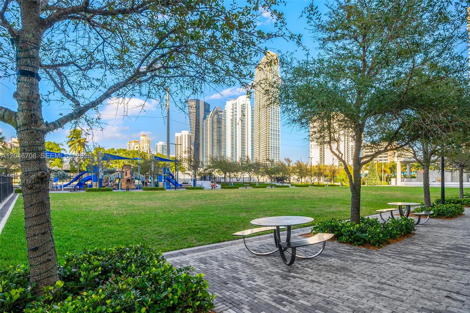 5-1708 3 / 4 1892 sq. ft. $ 2026-07-01 0 foto