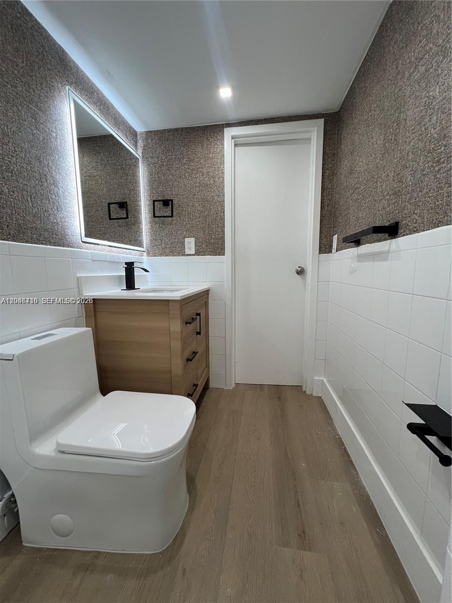Photo of 17021 Bay Rd #124, Sunny Isles Beach, Florida, 33160 -