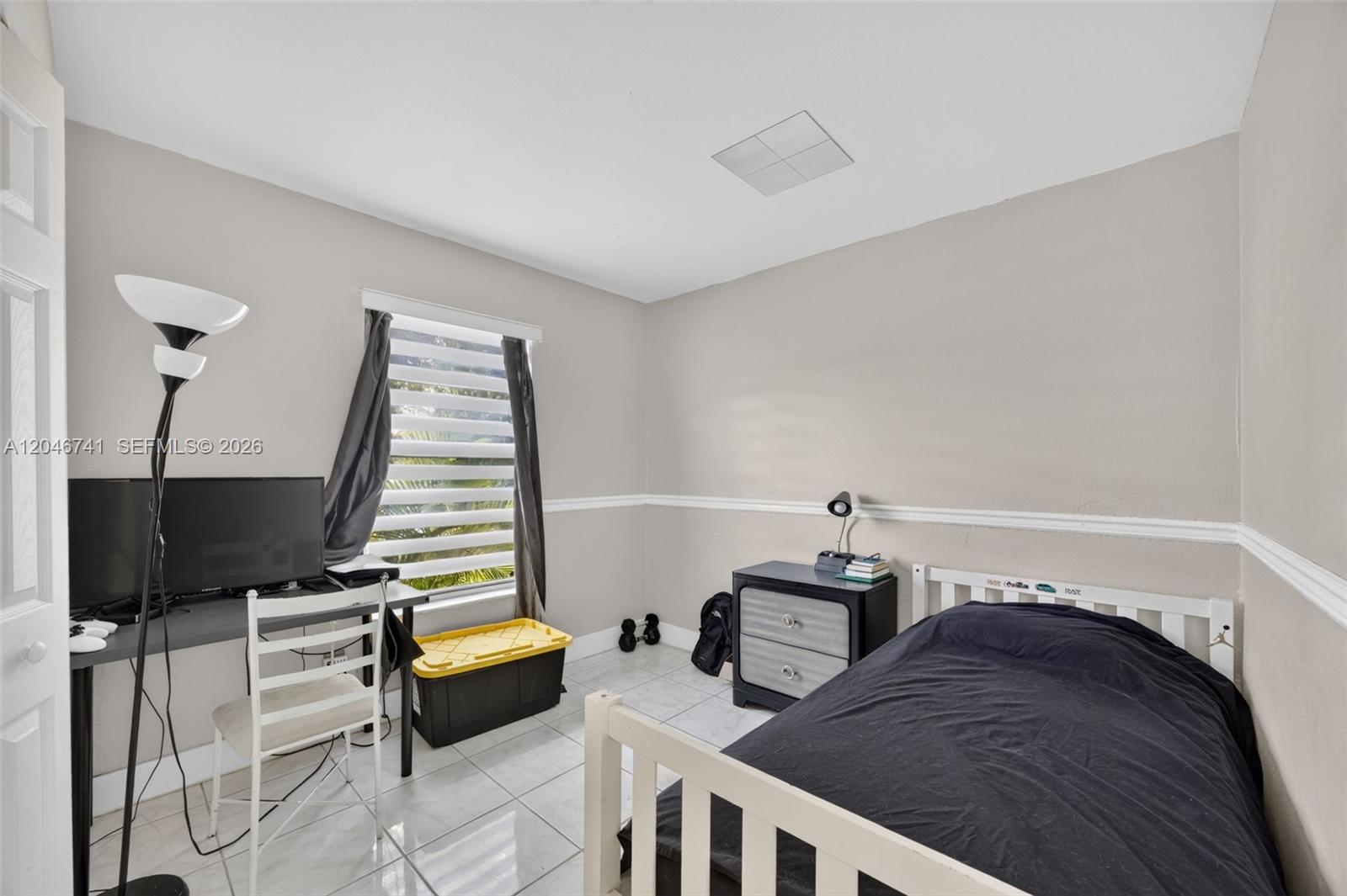 738 4 / 2 1116 sq. ft. $ 2026-07-01 0 foto