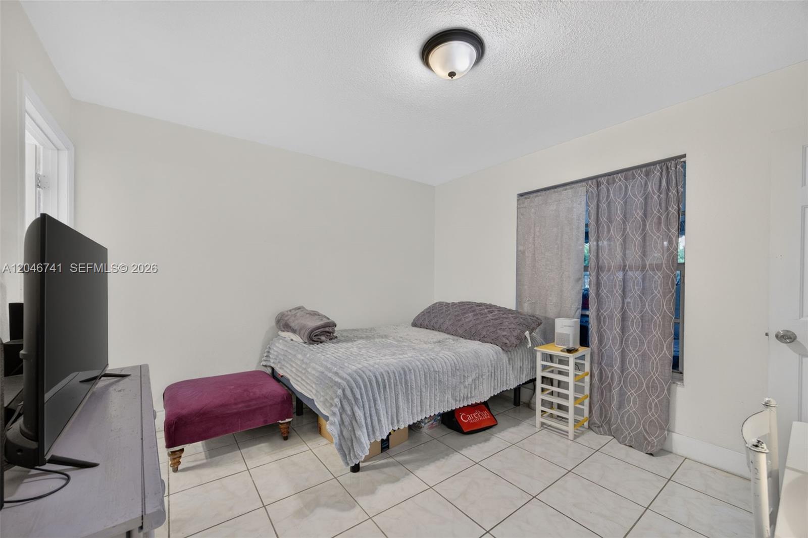 738 4 / 2 1116 sq. ft. $ 2026-07-01 0 foto