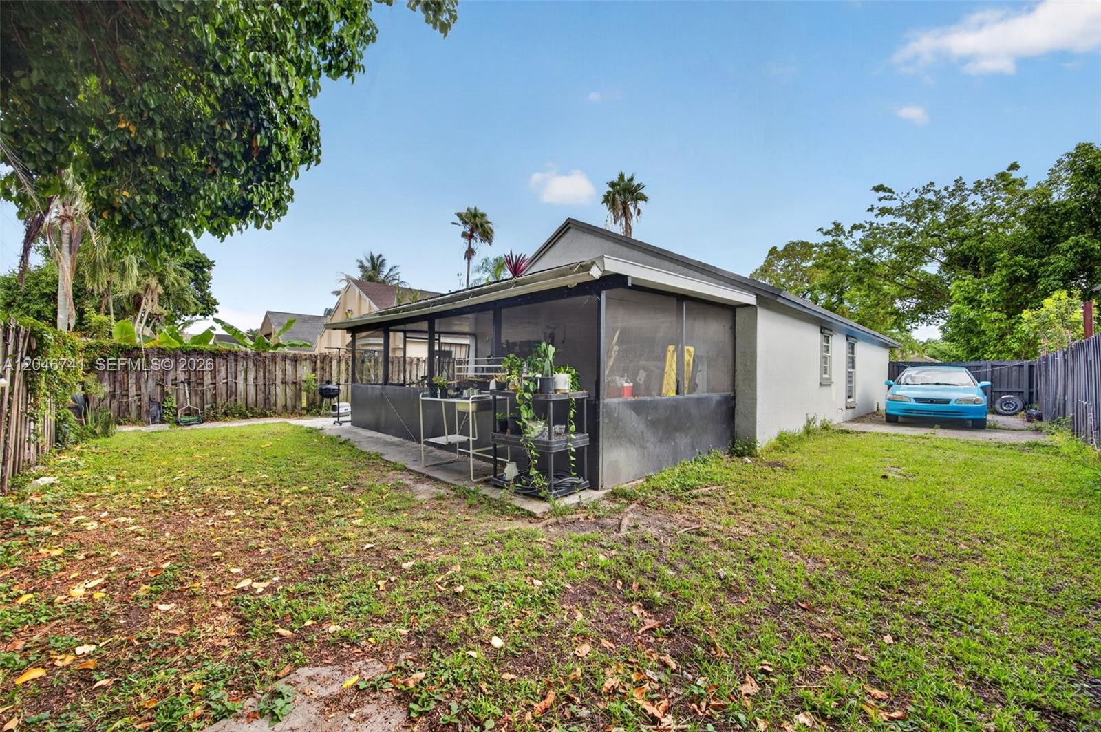 738 4 / 2 1116 sq. ft. $ 2026-07-01 0 foto