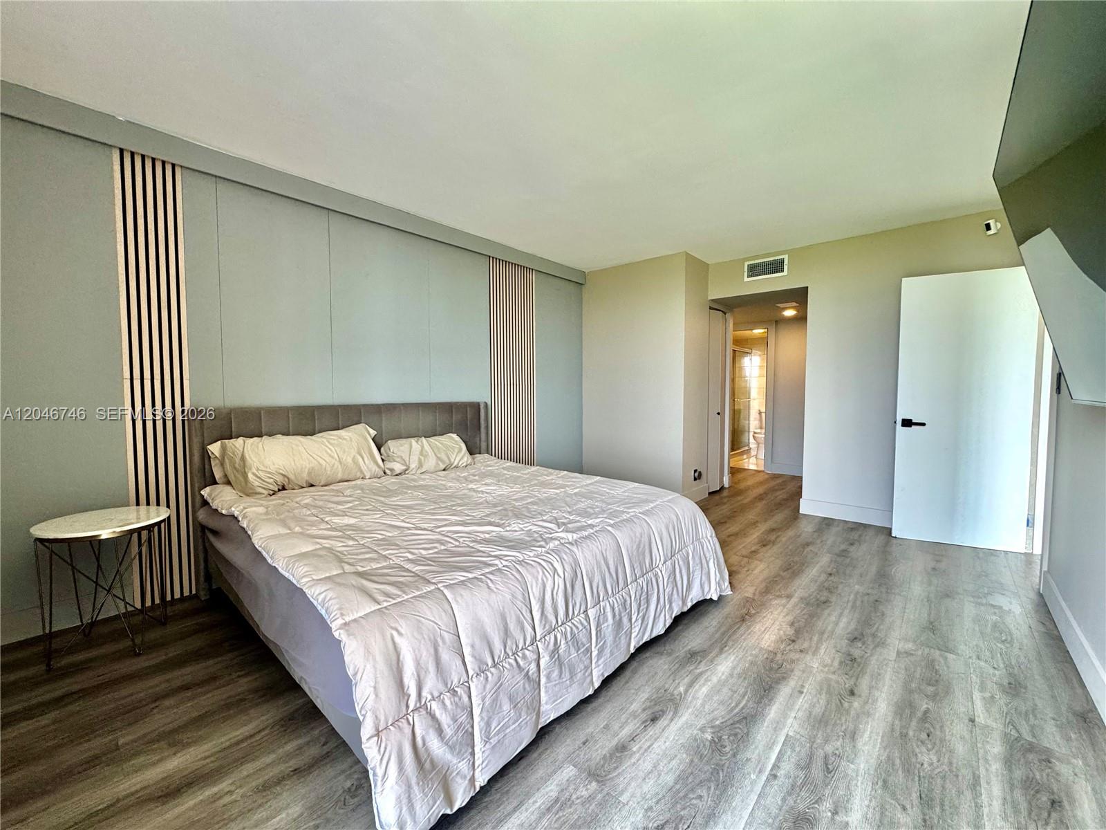 Photo of 20379 Country Club Dr #1537, Aventura, Florida, 33180 -