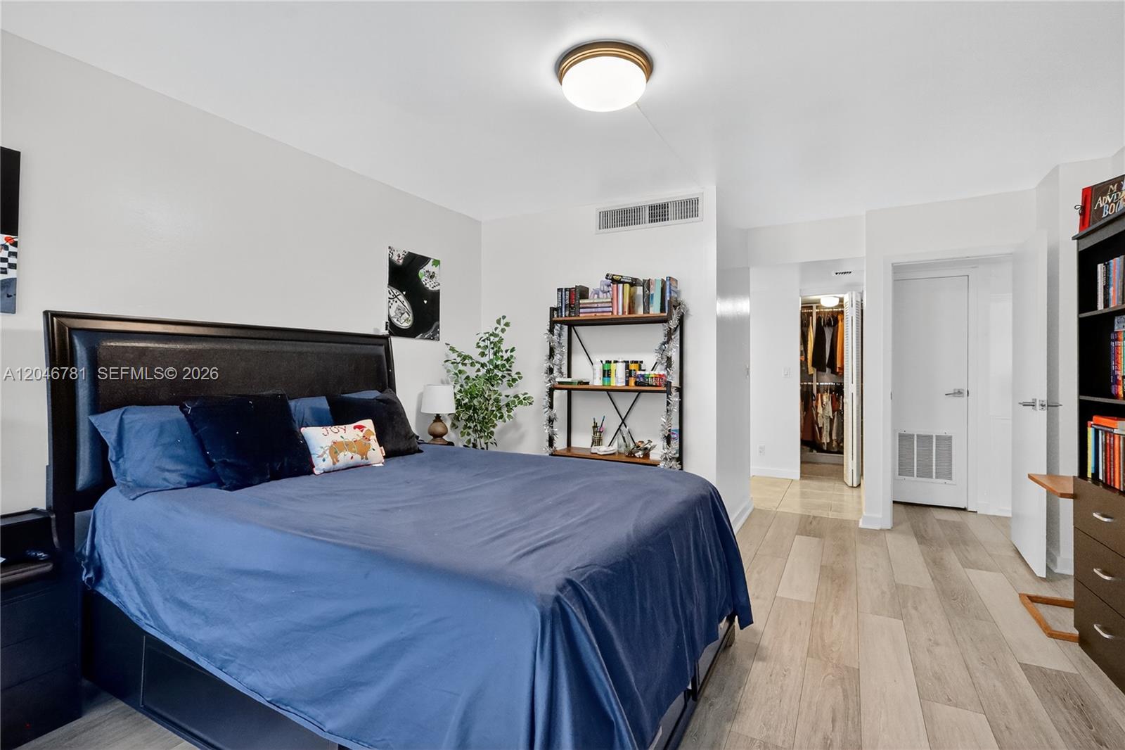 Photo of 3401 Country Club Dr  #109, Aventura, Florida, 33180 - 