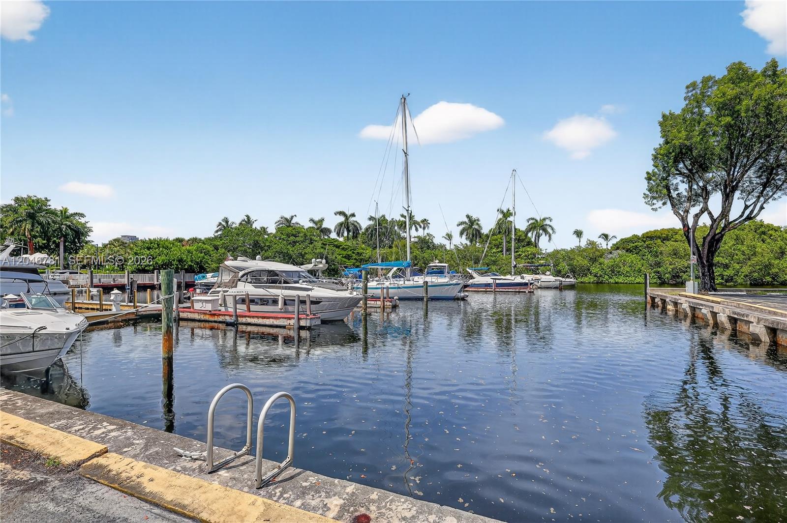 Photo of 3401 Country Club Dr  #109, Aventura, Florida, 33180 - 