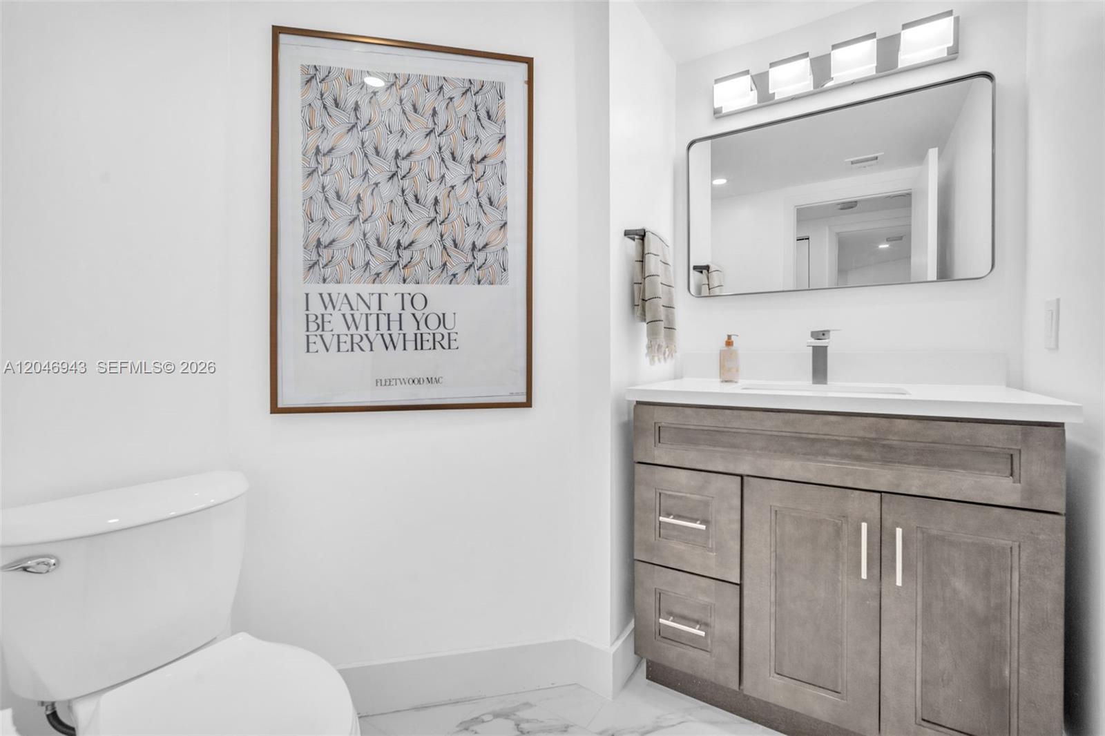 Ver detalles 1206 3 / 3 1696 sq. ft. $ 2026-07-02 0 foto
