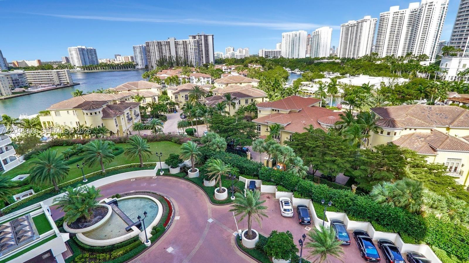 Ver detalles 1206 3 / 3 1696 sq. ft. $ 2026-07-02 0 foto