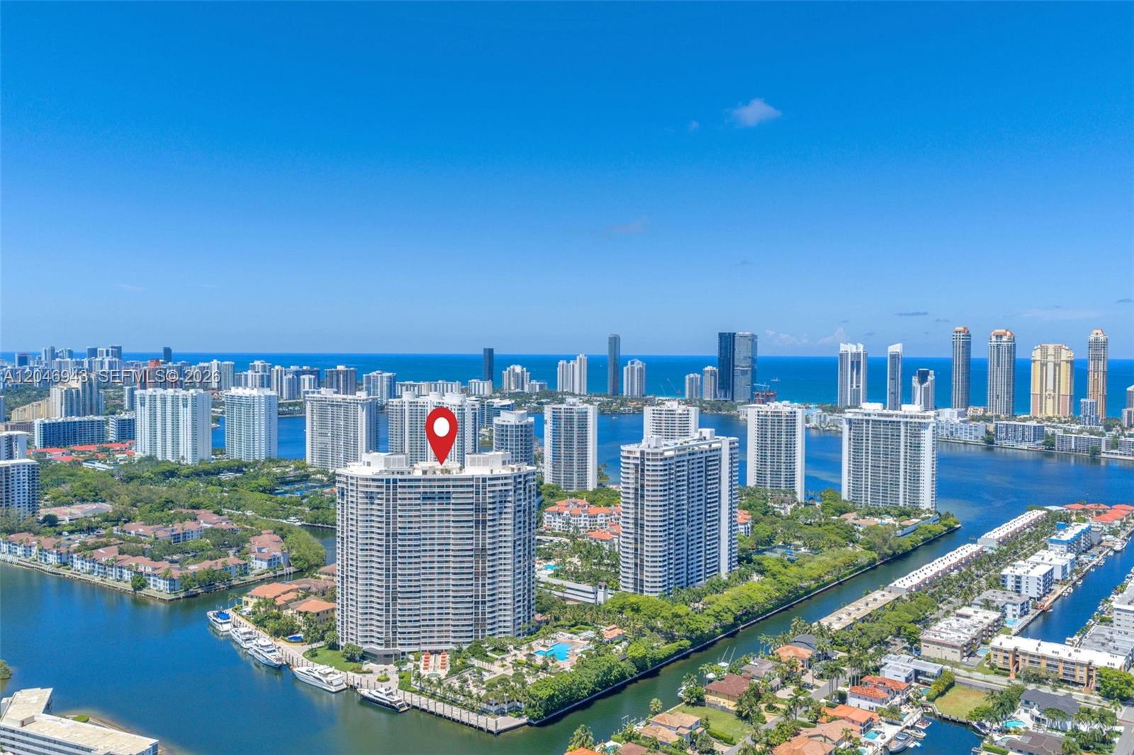 Ver detalles 1206 3 / 3 1696 sq. ft. $ 2026-07-02 0 foto