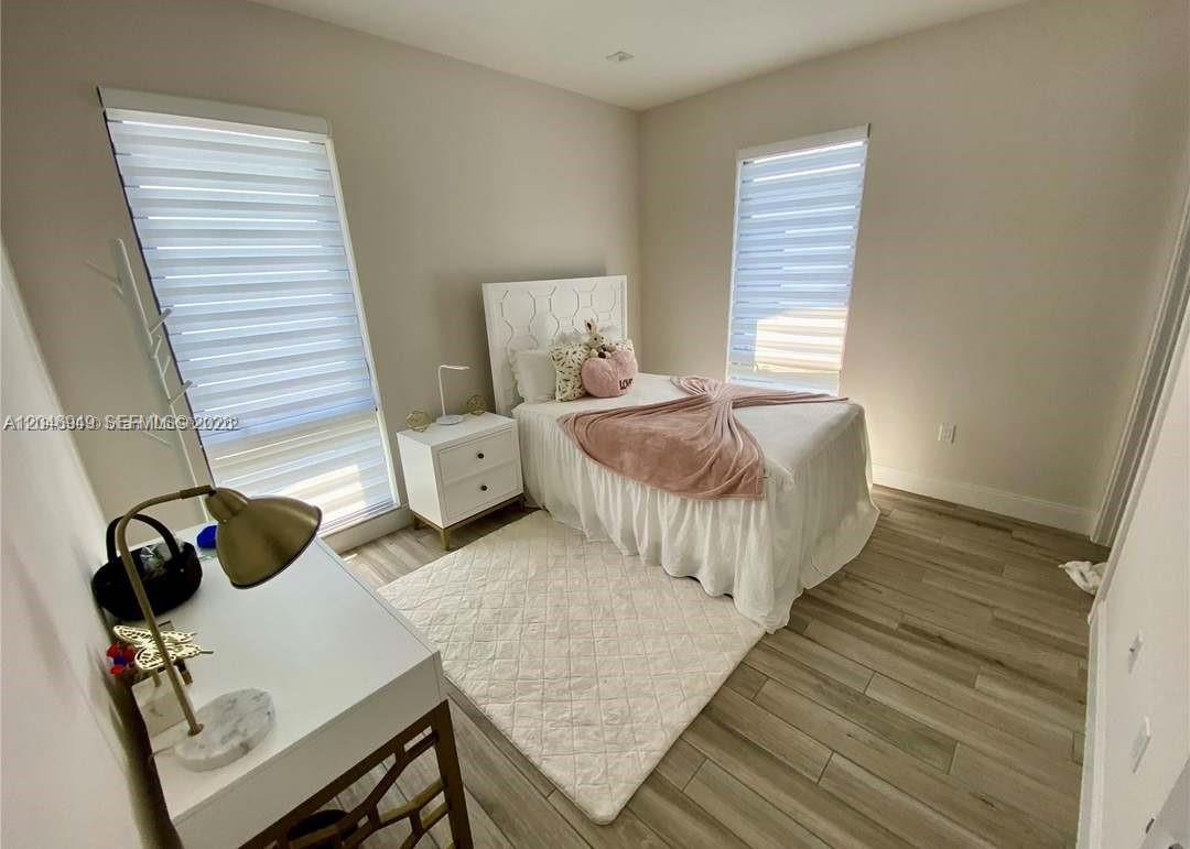 8256 4 / 4 2844 sq. ft. $ 2026-07-02 0 foto