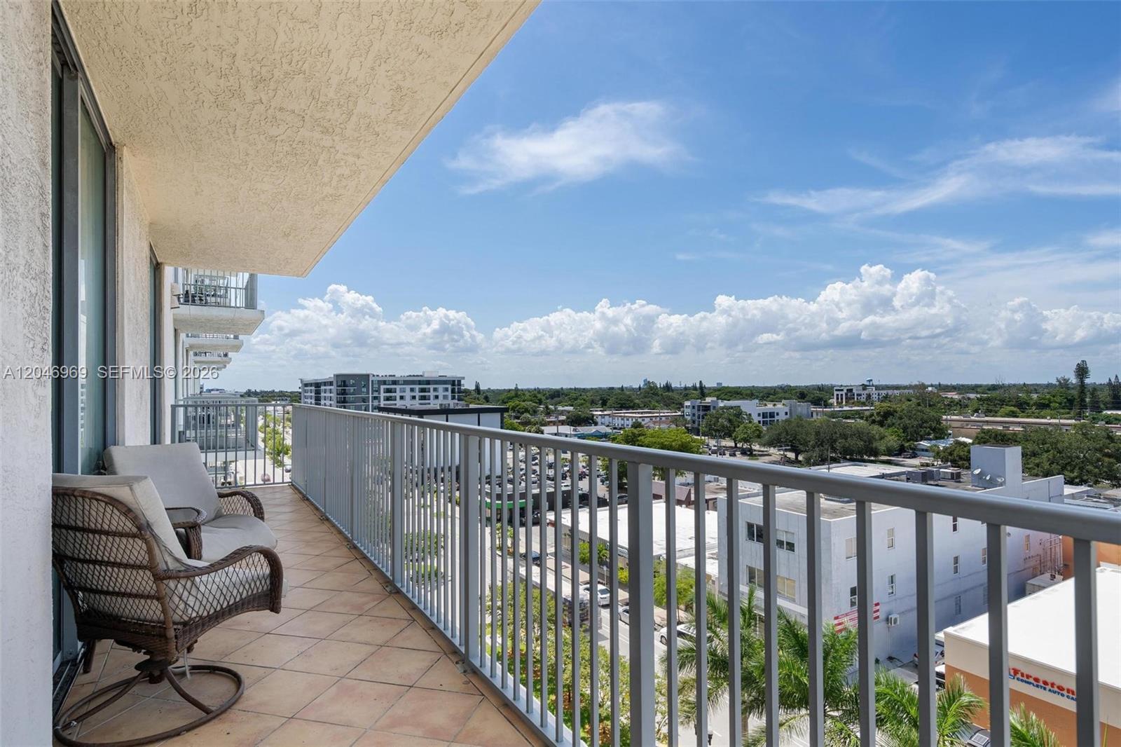Photo of 140 Dixie Hwy #609, Hollywood, Florida, 33020 - LOOKING FROM SECOND BEDROOM EXIT