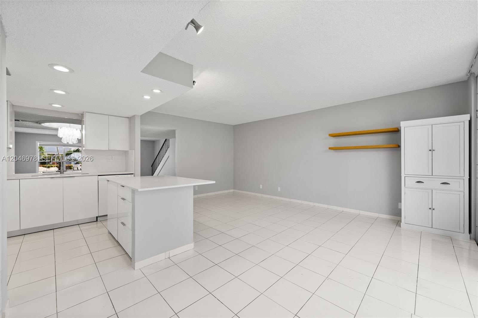 Photo of 2408 10th St #122, Hallandale Beach, Florida, 33009 -