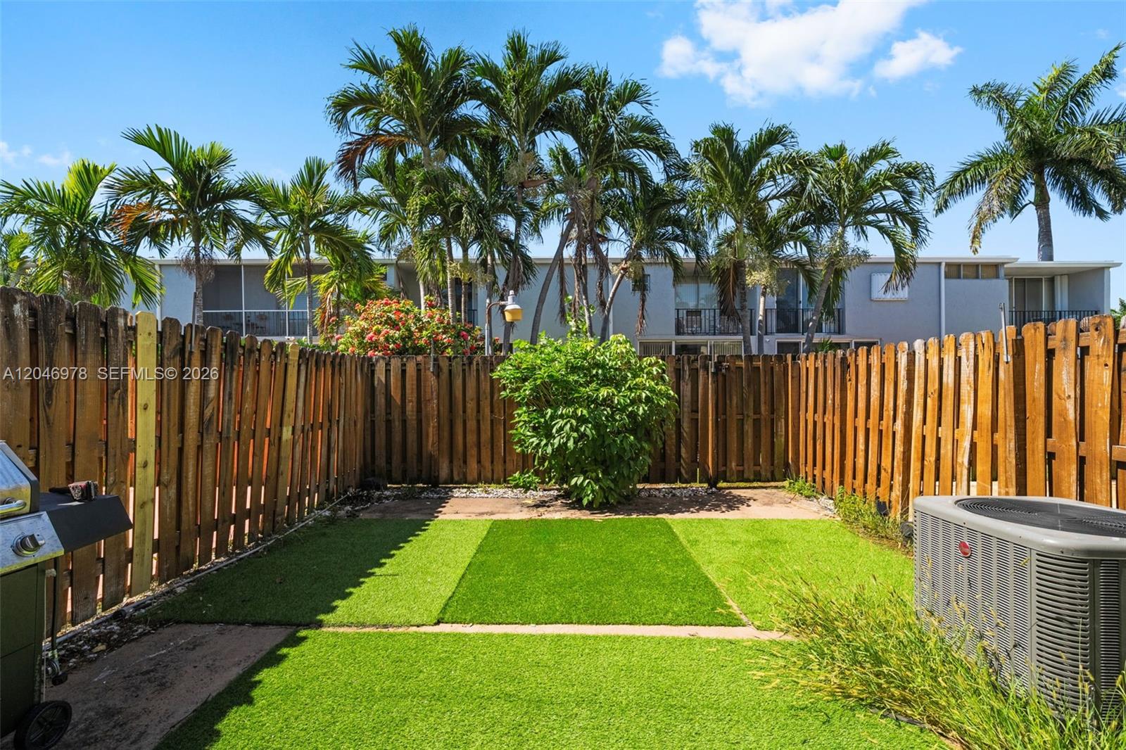 Photo of 2408 10th St #122, Hallandale Beach, Florida, 33009 -