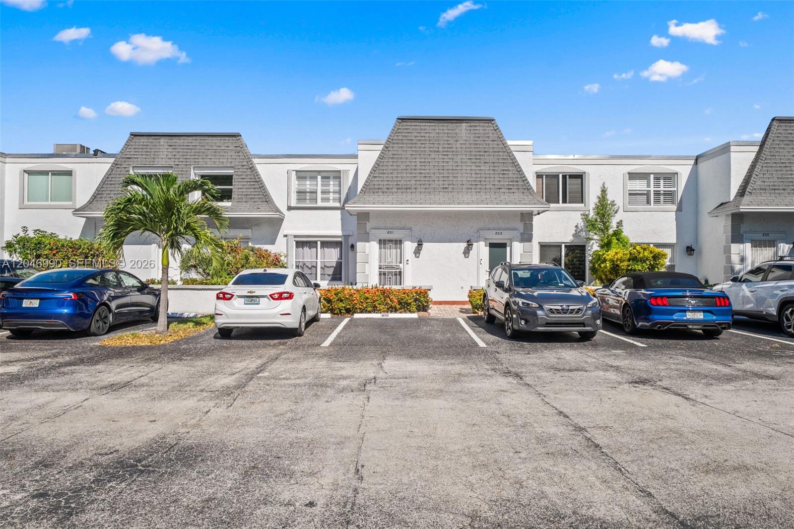 Photo of 801 27th Ave (801), Hallandale Beach, Florida, 33009 -
