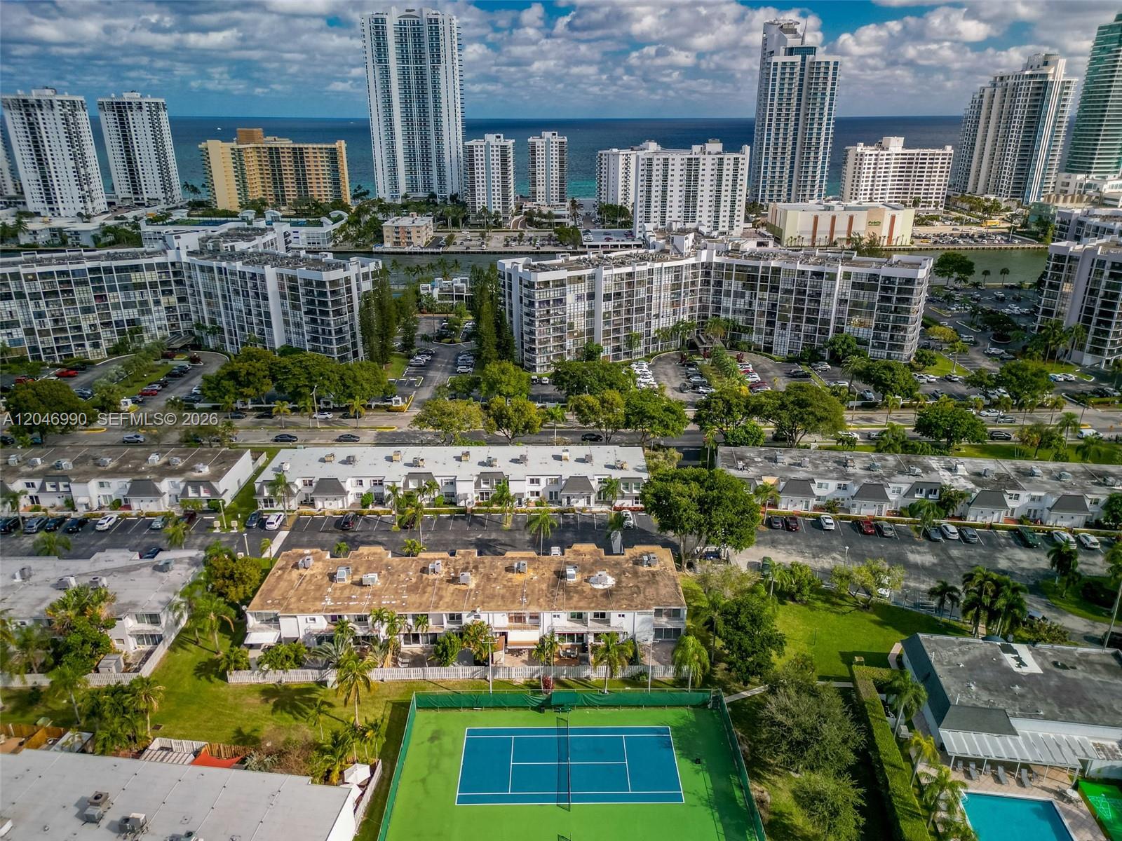 Photo of 801 27th Ave (801), Hallandale Beach, Florida, 33009 -