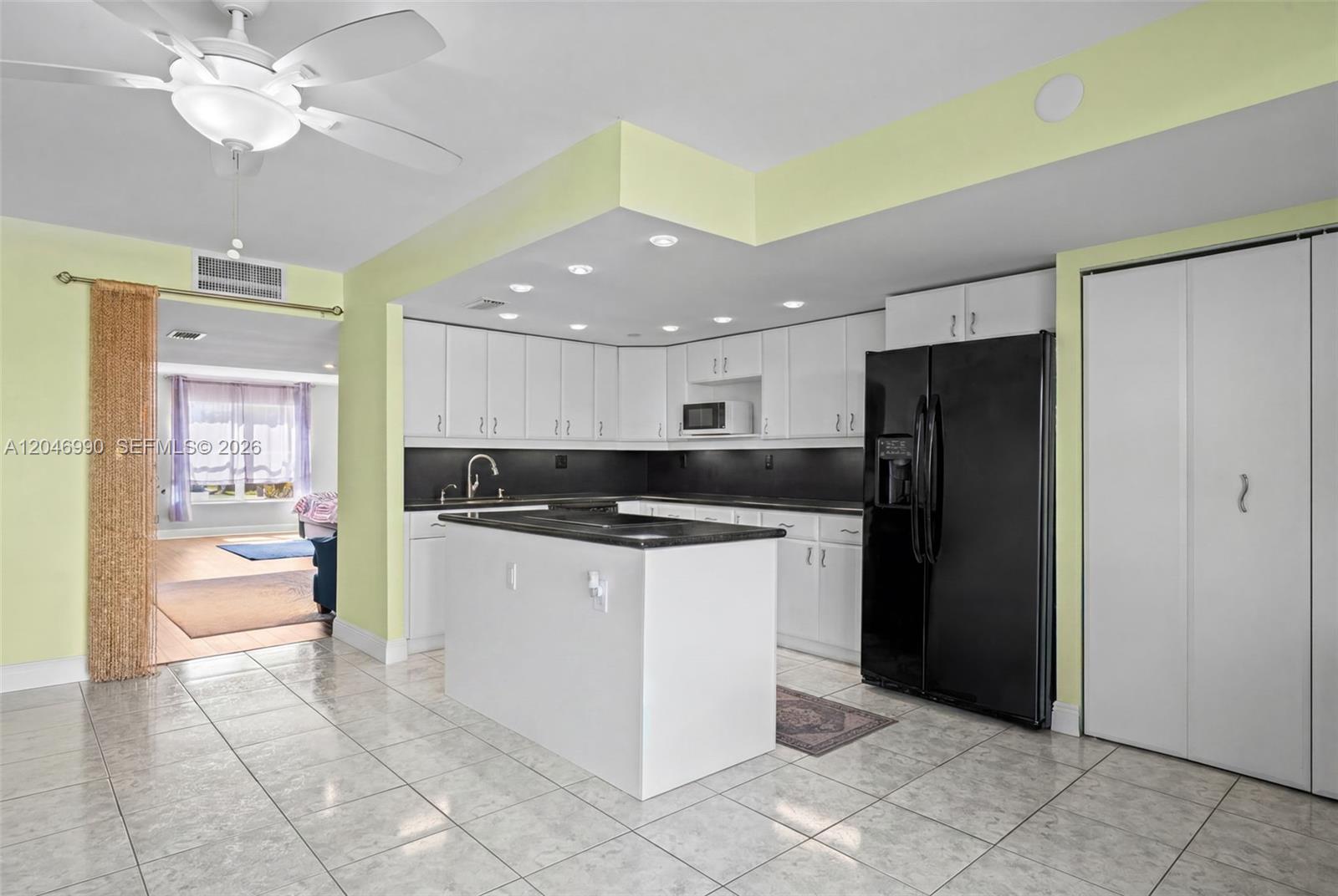 Photo of 801 27th Ave (801), Hallandale Beach, Florida, 33009 -