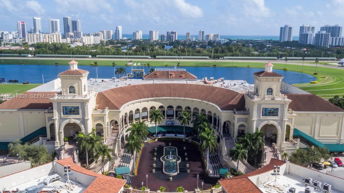 Photo of 3901 Ocean Dr #14Z, Hollywood, Florida, 33019 - Gulfstream Park & Casino