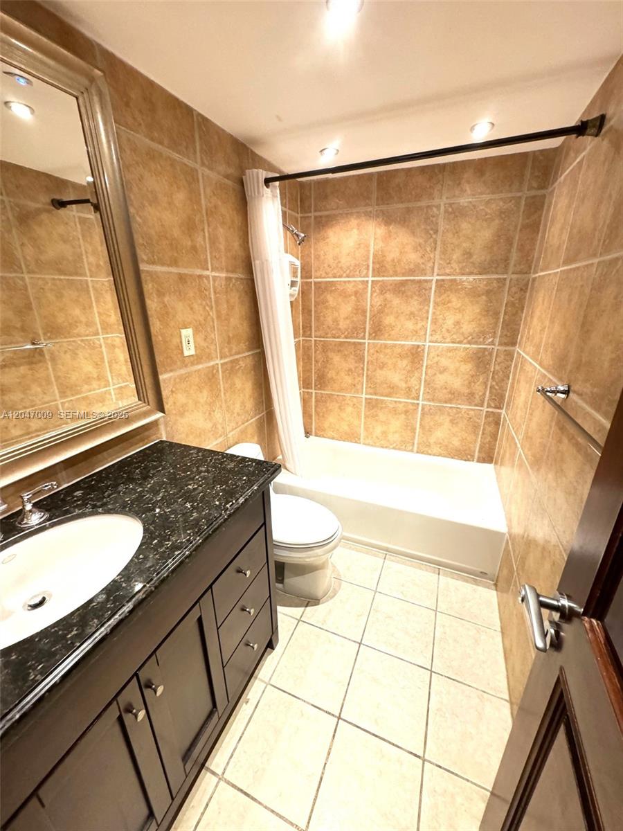 Photo of 3901 Ocean Dr #7O, Hollywood, Florida, 33019 -