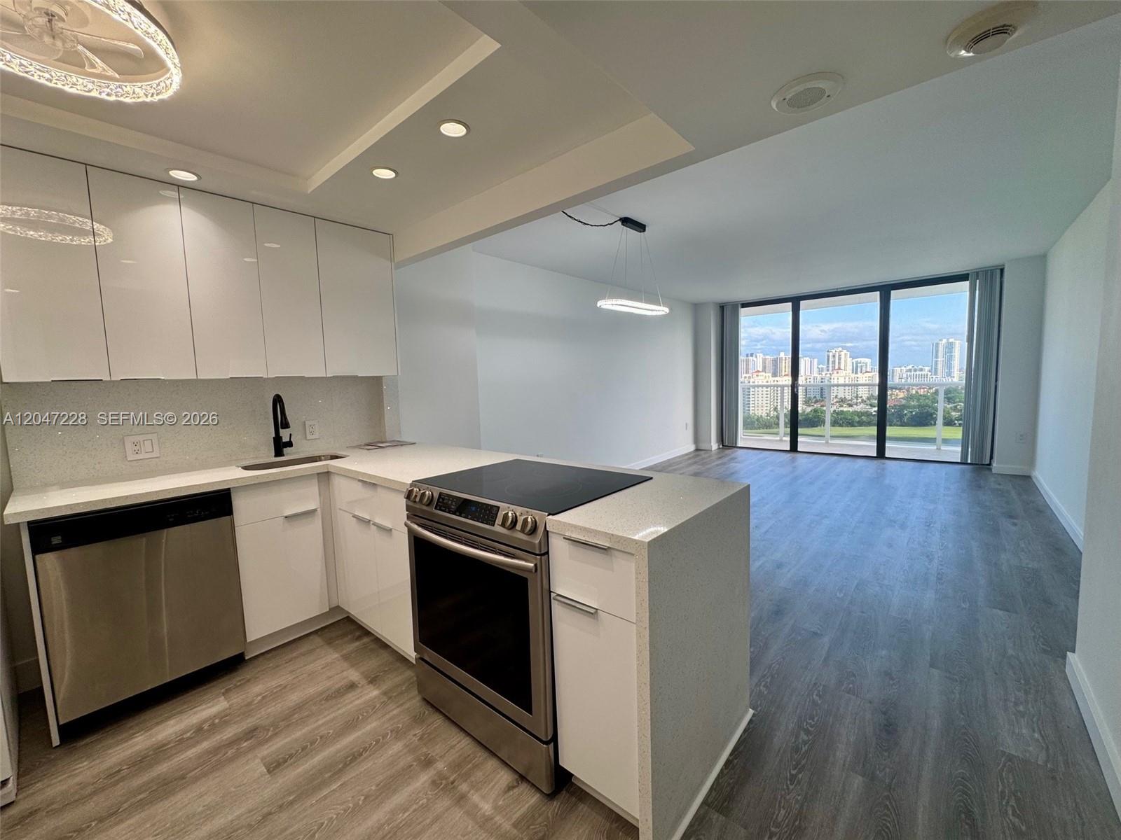 Photo of 3675 Country Club Dr  #2007, Aventura, Florida, 33180 - 