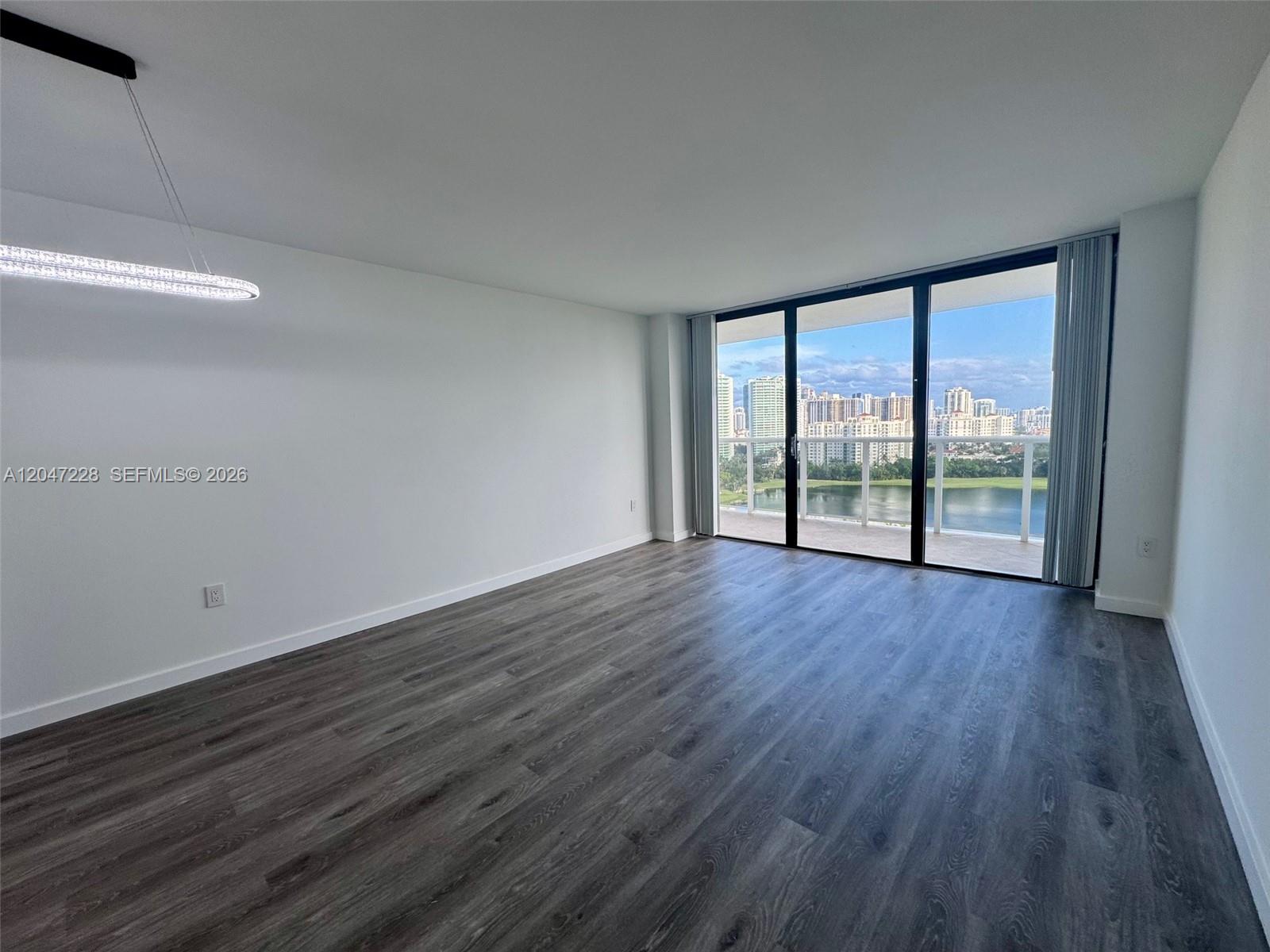 Photo of 3675 Country Club Dr  #2007, Aventura, Florida, 33180 - 