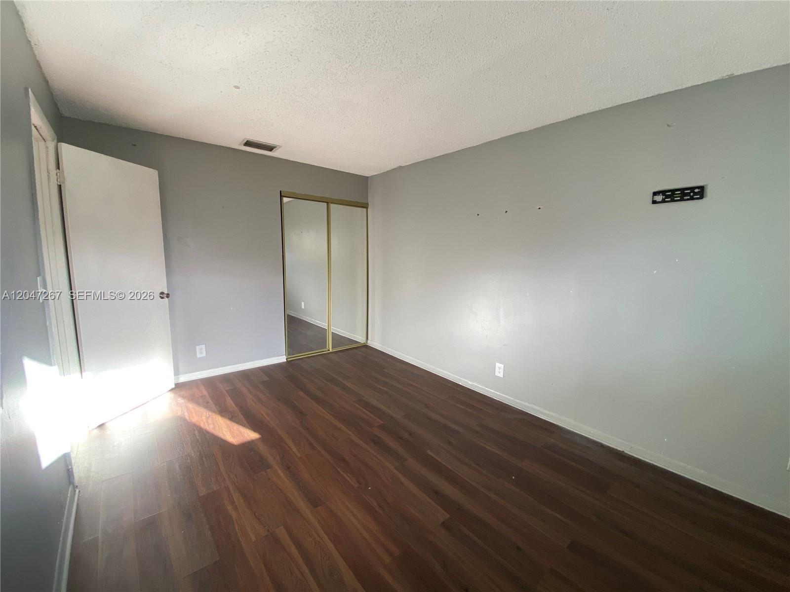 See details / 1674 sq. ft. $ 2026-07-02 0 Photo