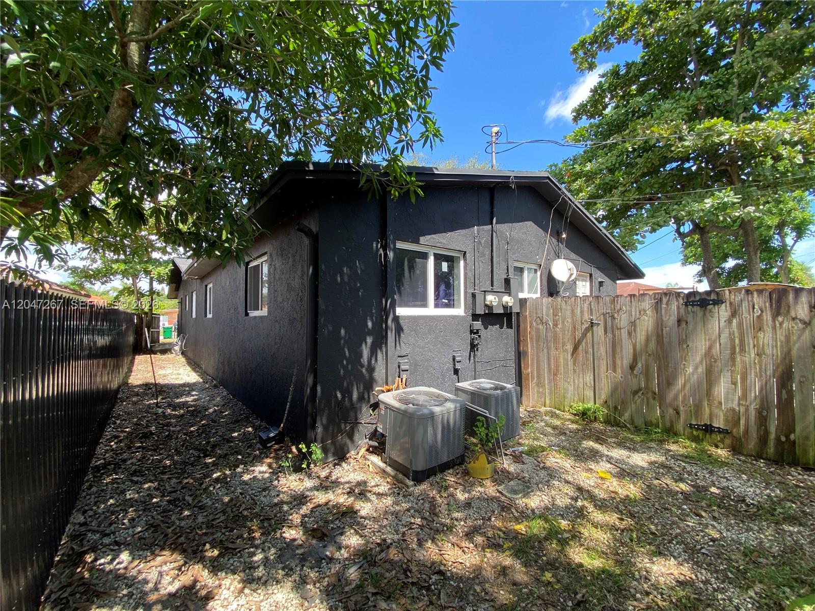Ver detalles / 1674 sq. ft. $ 2026-07-02 0 foto