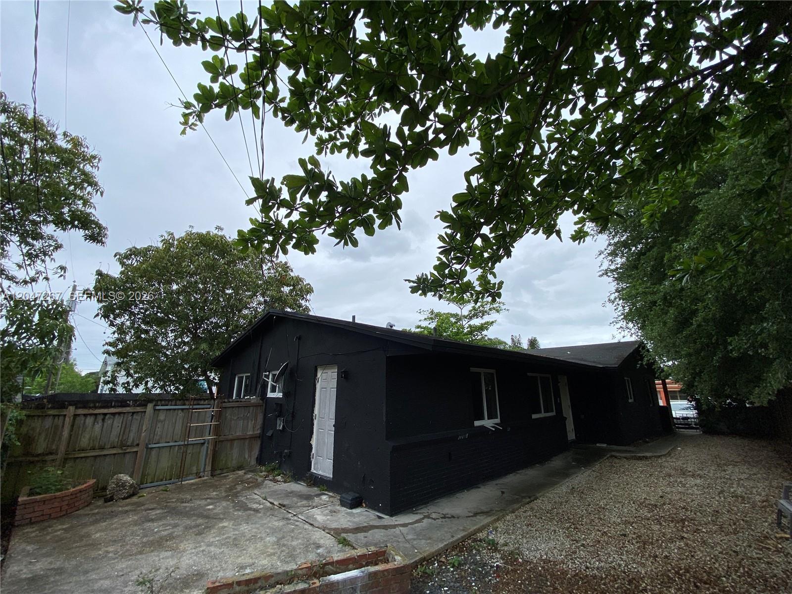 Ver detalles / 1674 sq. ft. $ 2026-07-02 0 foto
