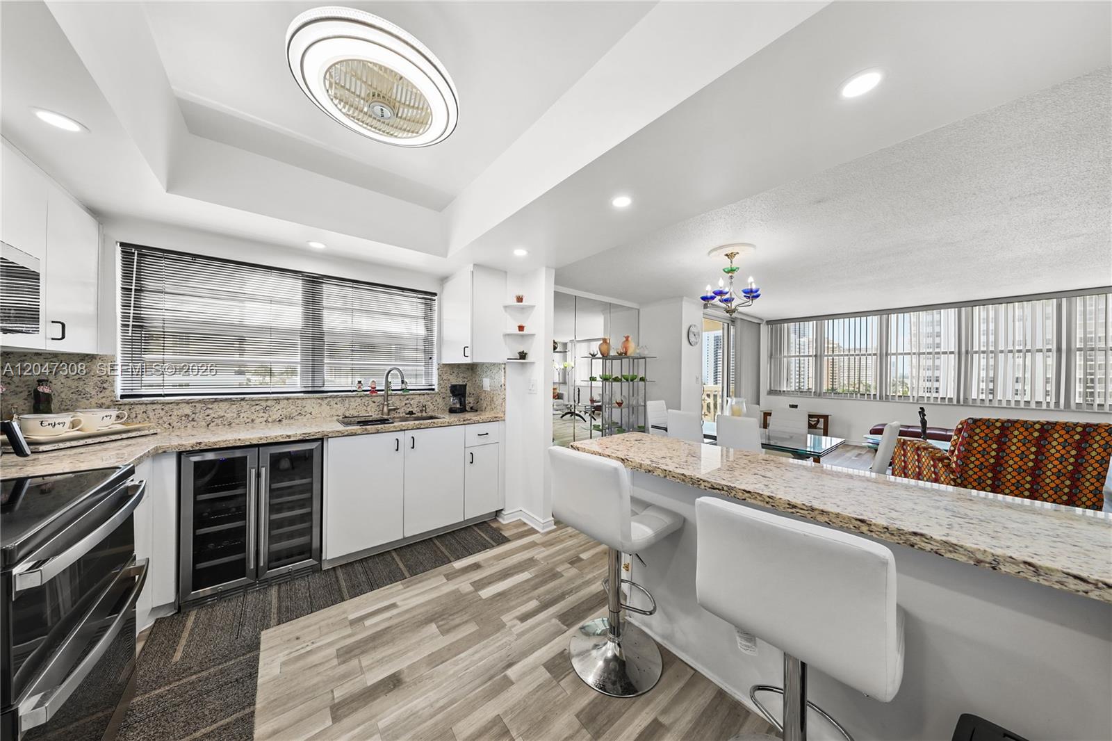 Photo of 1825 Ocean Dr  #914, Hallandale Beach, Florida, 33009 - 