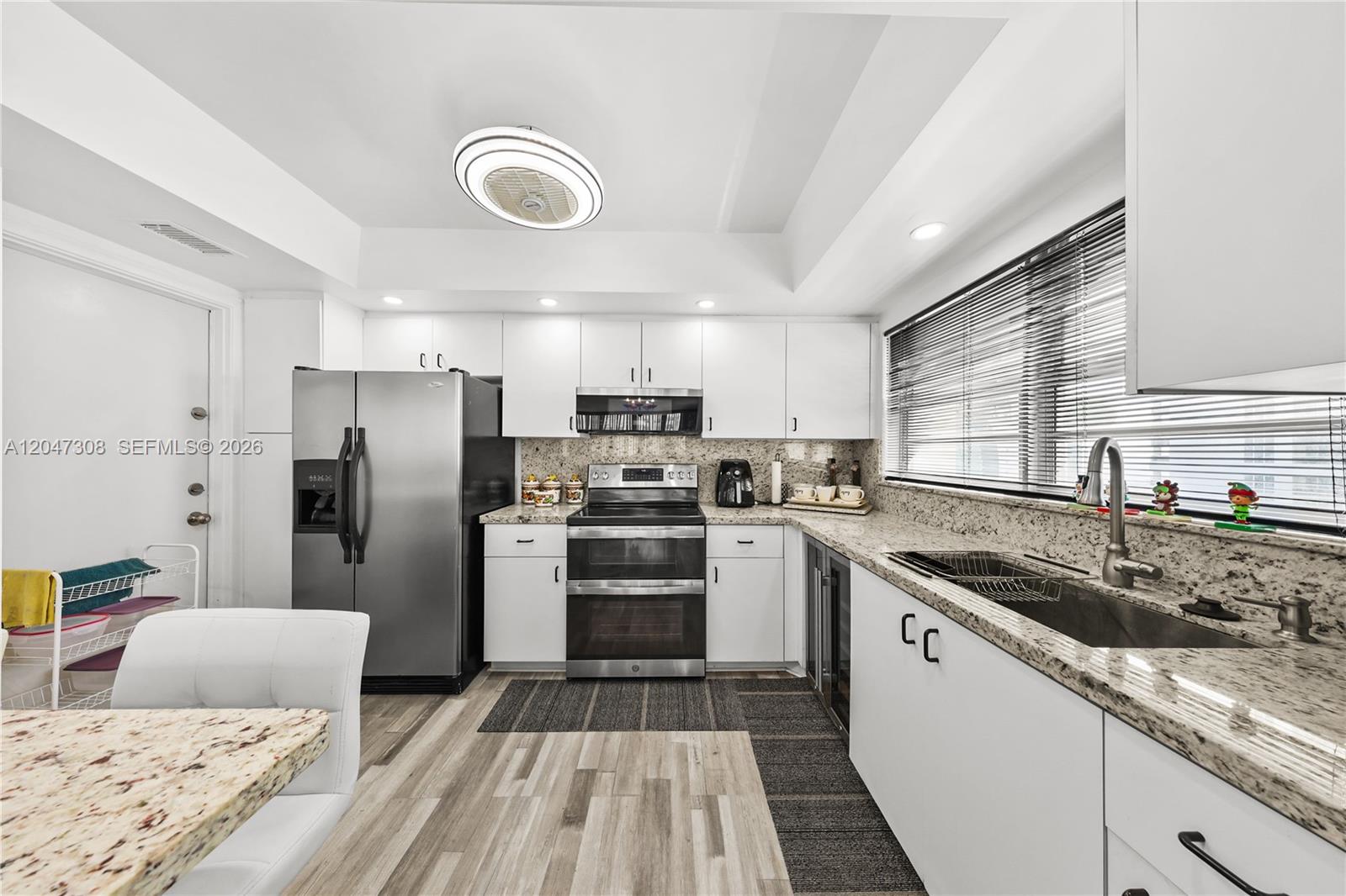 Photo of 1825 Ocean Dr  #914, Hallandale Beach, Florida, 33009 - 