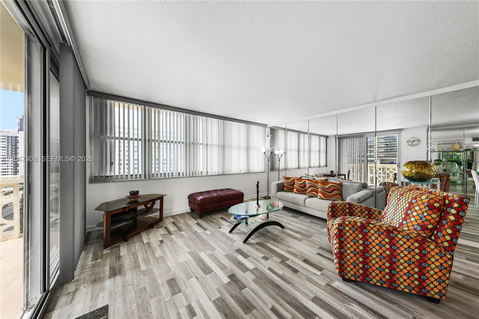 Photo of 1825 Ocean Dr  #914, Hallandale Beach, Florida, 33009 - 