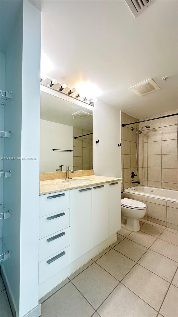 Photo of 140 Dixie Hwy  #808, Hollywood, Florida, 33020 - 