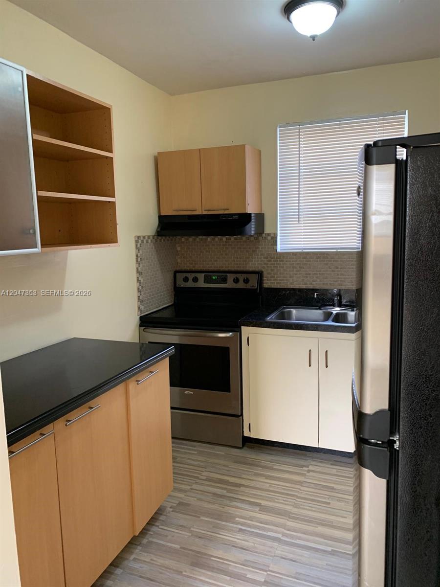 See details / 1364 sq. ft. $ 2026-07-02 0 Photo