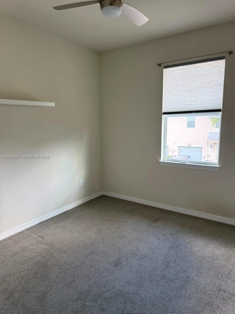 See details 4022 3 / 3 1421 sq. ft. $ 2026-07-02 0 Photo