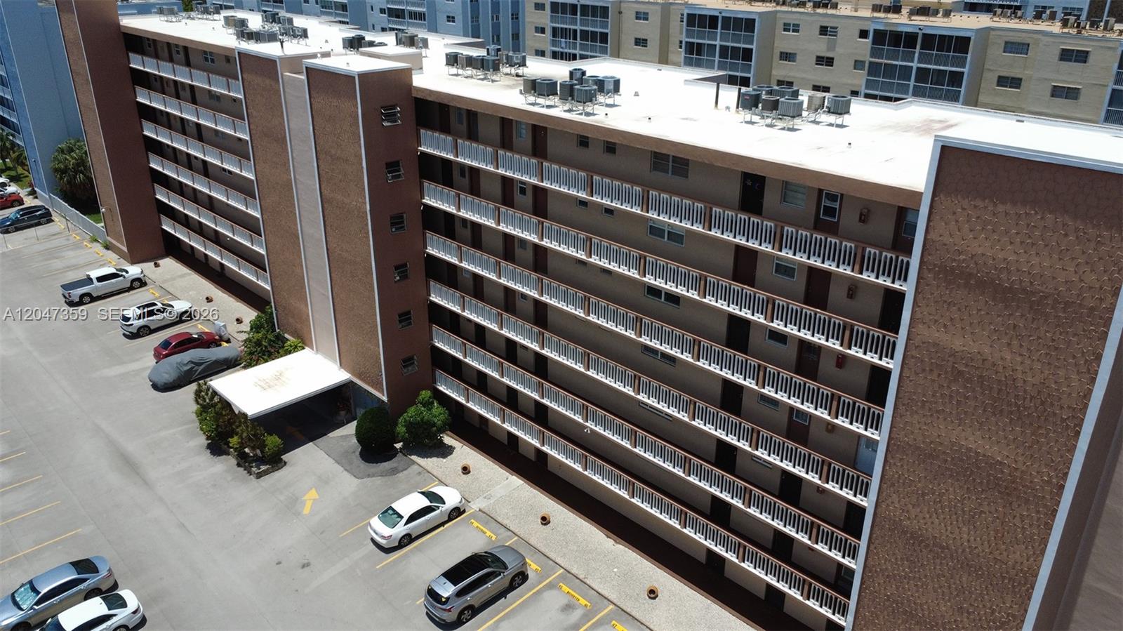 Photo of 301 14th Ave #703, Hallandale Beach, Florida, 33009 -