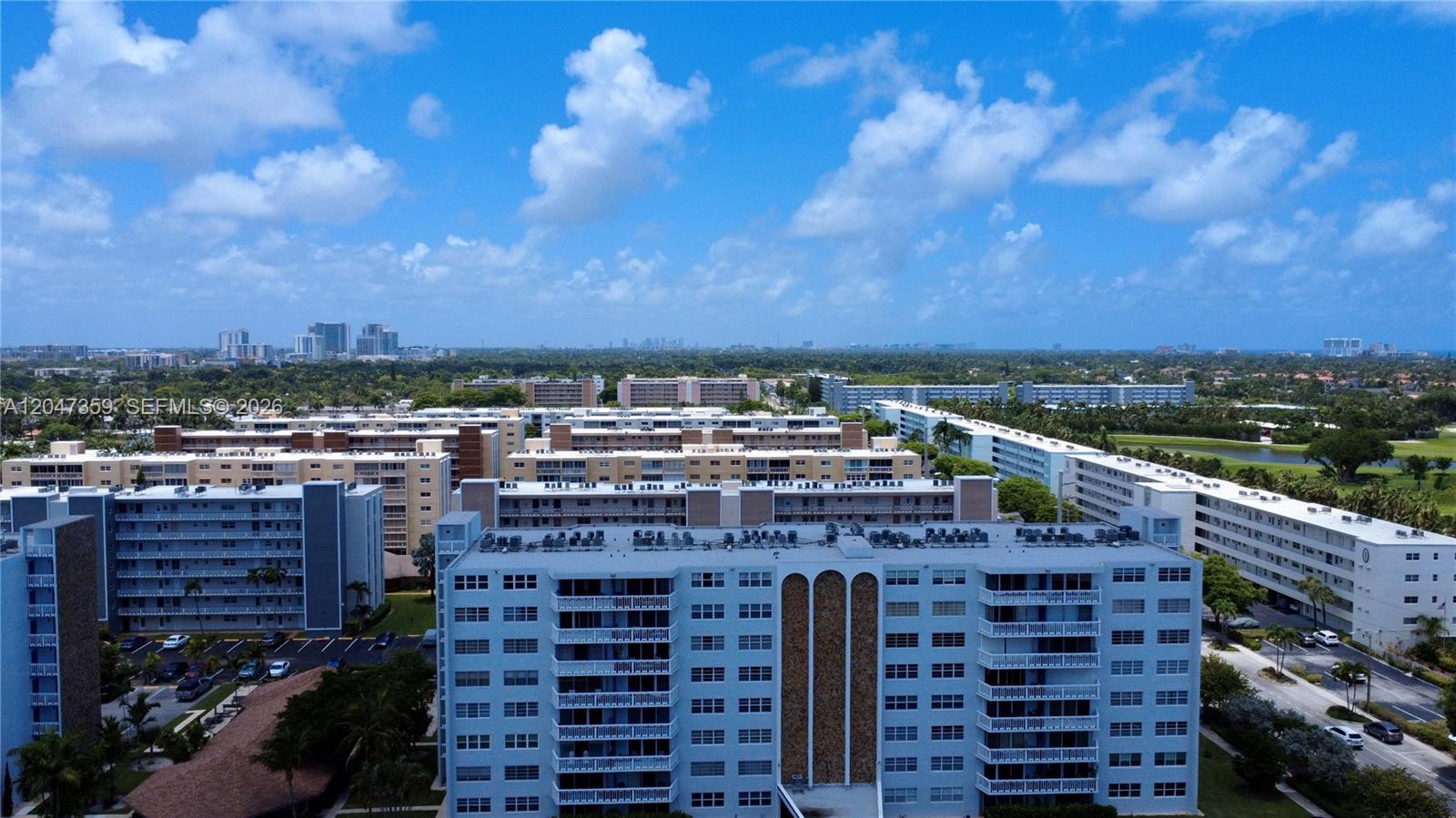 Photo of 301 14th Ave #703, Hallandale Beach, Florida, 33009 -