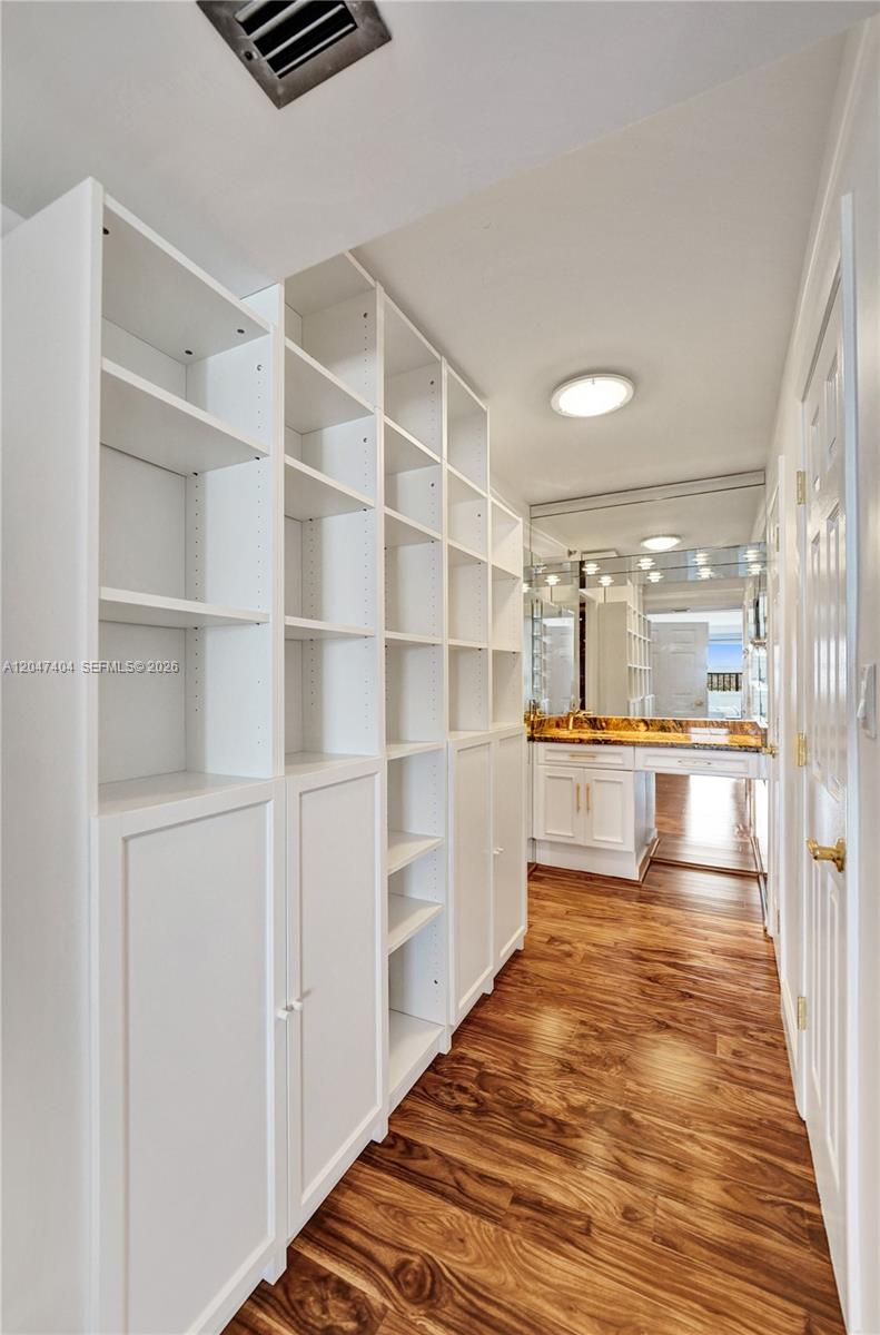 Photo of 1201 Ocean Dr #1702N, Hollywood, Florida, 33019 -