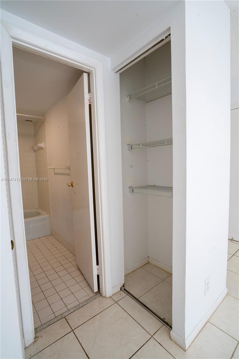 Photo of 600 Three Islands Blvd #316, Hallandale Beach, Florida, 33009 -