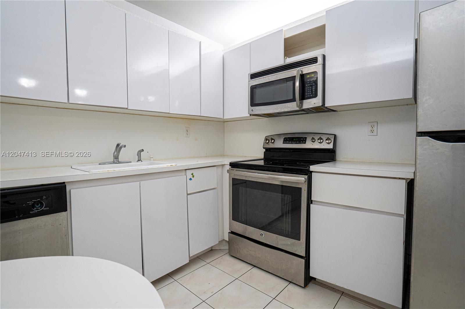 Photo of 600 Three Islands Blvd #316, Hallandale Beach, Florida, 33009 -