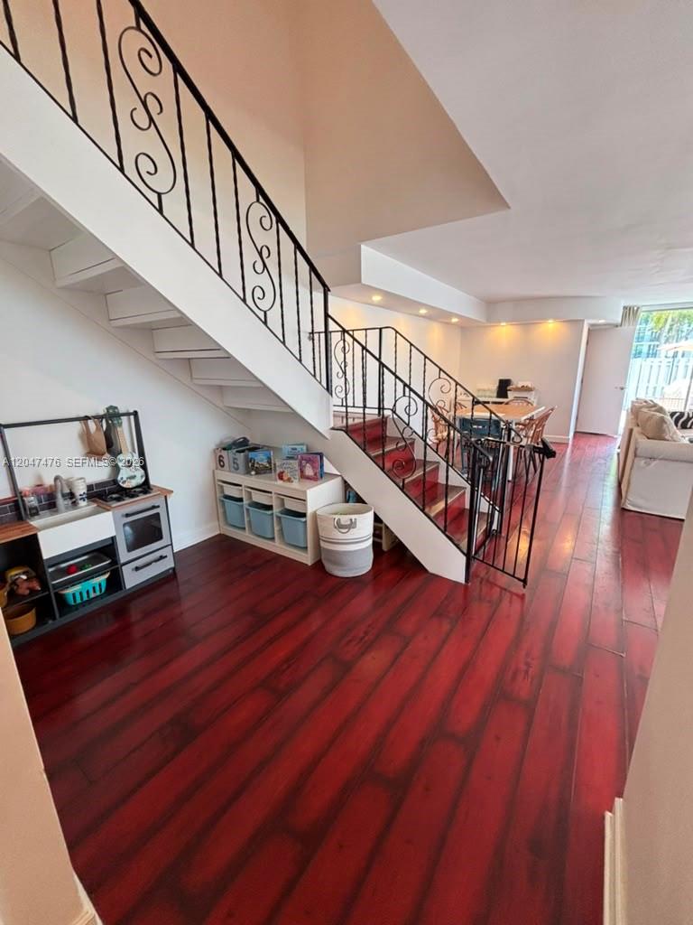 Photo of 926 27th Ave (926), Hallandale Beach, Florida, 33009 -