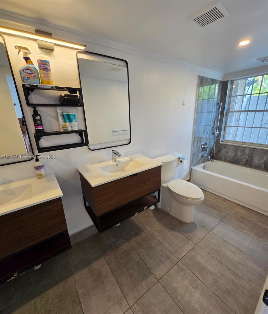 Photo of 926 27th Ave  (926), Hallandale Beach, Florida, 33009 - 